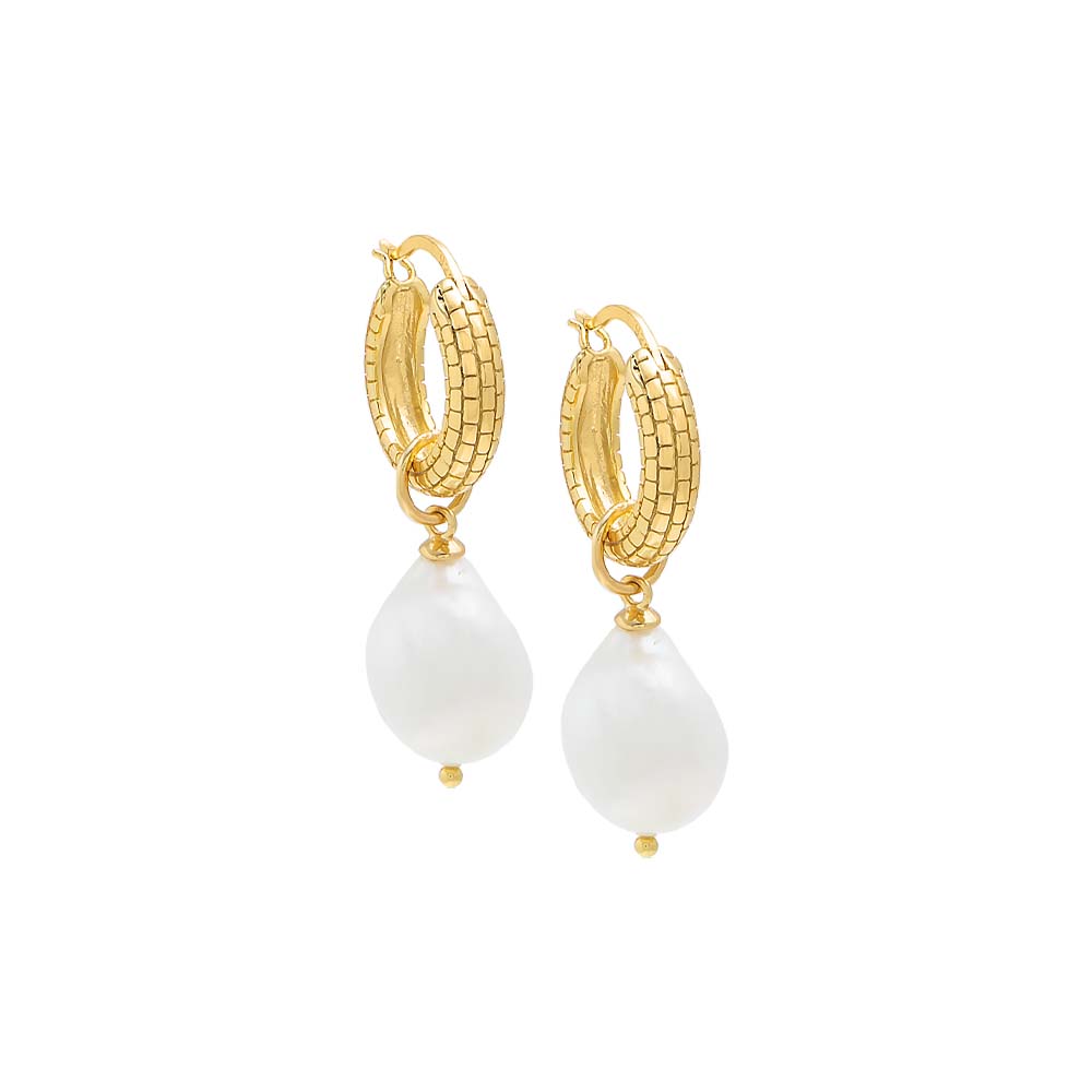 Textured Hoop X Pearl Drop Earring